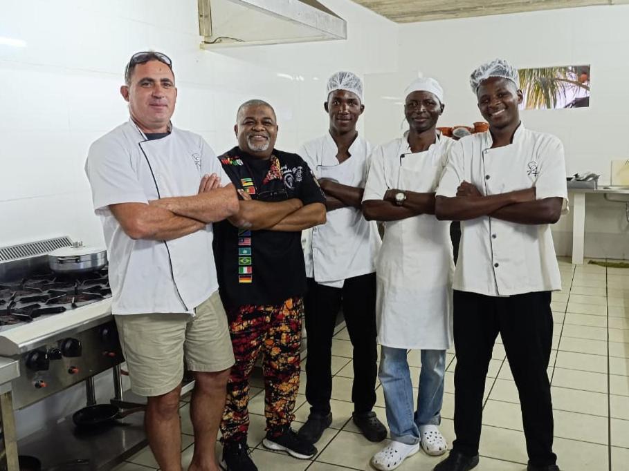 Telvina Beach Lodge Vilanculos Bagian luar foto
