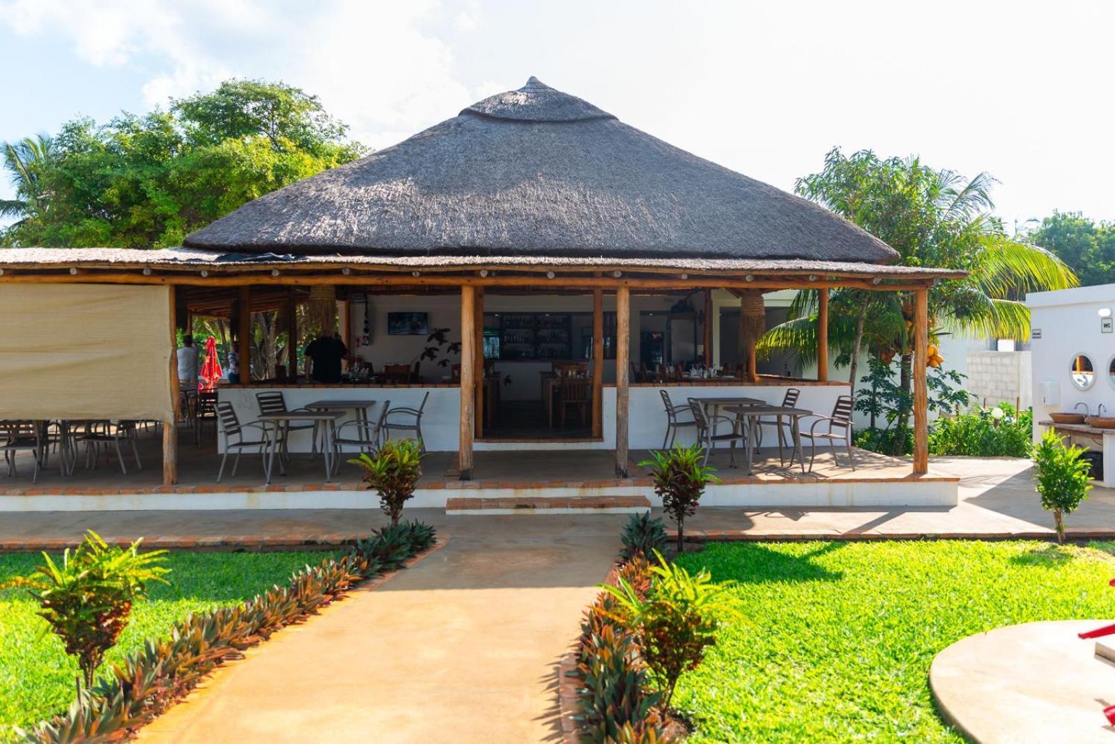 Telvina Beach Lodge Vilanculos Bagian luar foto